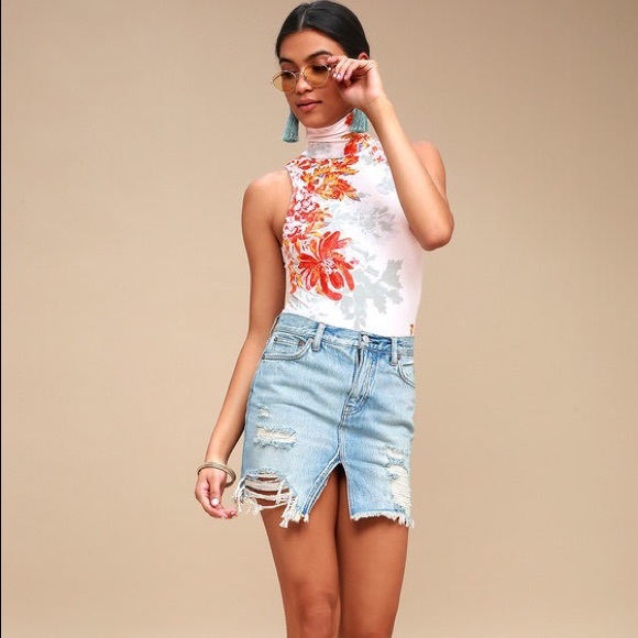 🌺NWT! Free People Floral Print Mock Neck Bodysuit - Picture 4 of 5